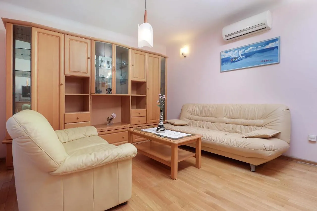 Apartment Dante Alighieri 奥帕提亚 0*,  克罗地亚