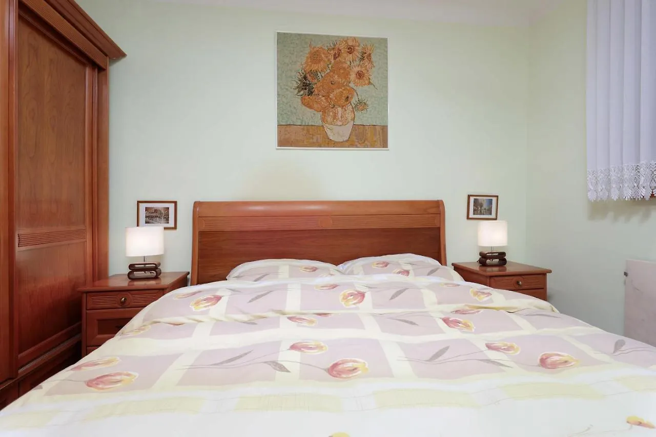 Apartment Dante Alighieri أوباتيا